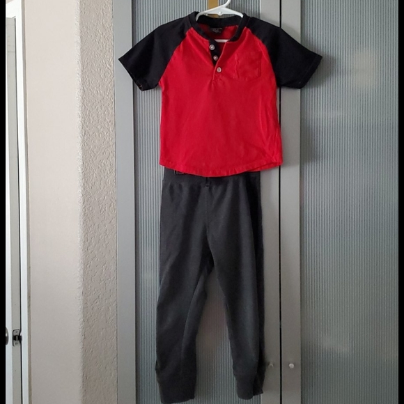 Set of 3 Toddler boys Activewear set - Picture 2 of 5